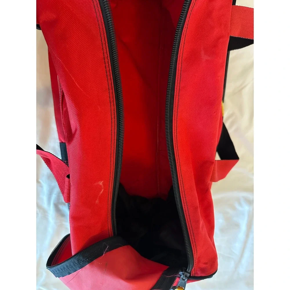 Vintage Marlboro Adventure Team Duffel Bag Red Black Travel Gym Luggage Tag 90s